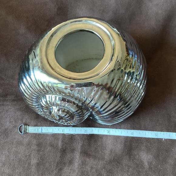 Home Goods Silver Ceramic Shells Shore Decor - Picture 8 of 10